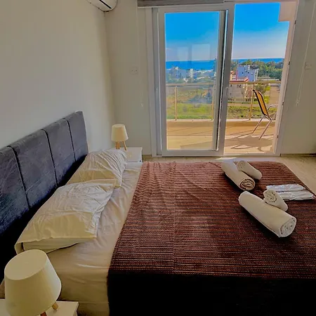 Sea And Sky - Opposite Long * Trikomo