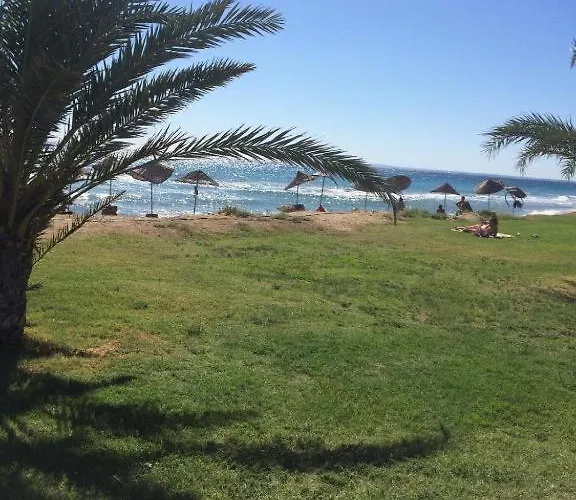 Sea And Sky - Opposite Long Lejlighed *