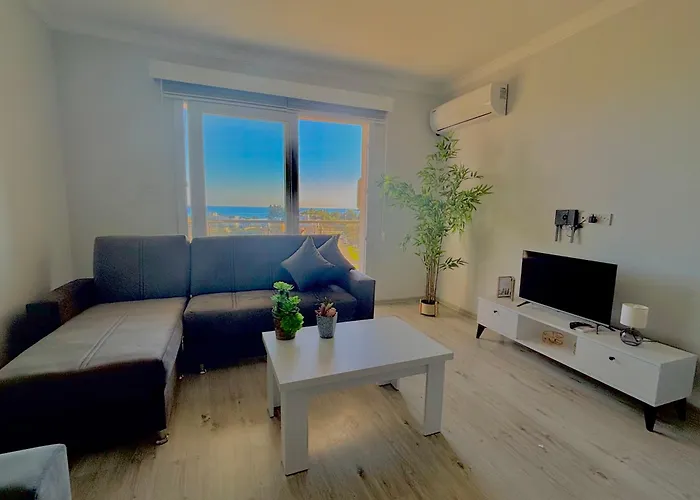 Sea And Sky - Opposite Long Lejlighed *